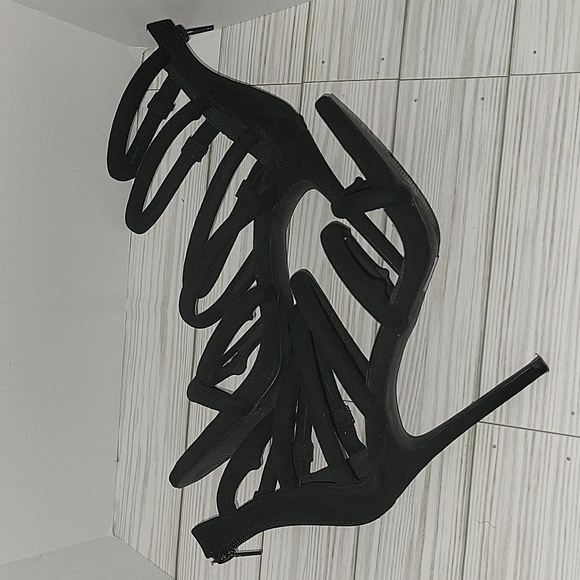 Olivia Ferragamo - Picture 8 of 9